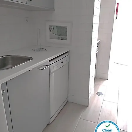 Portugal Here I - Herois De Quionga Apartment